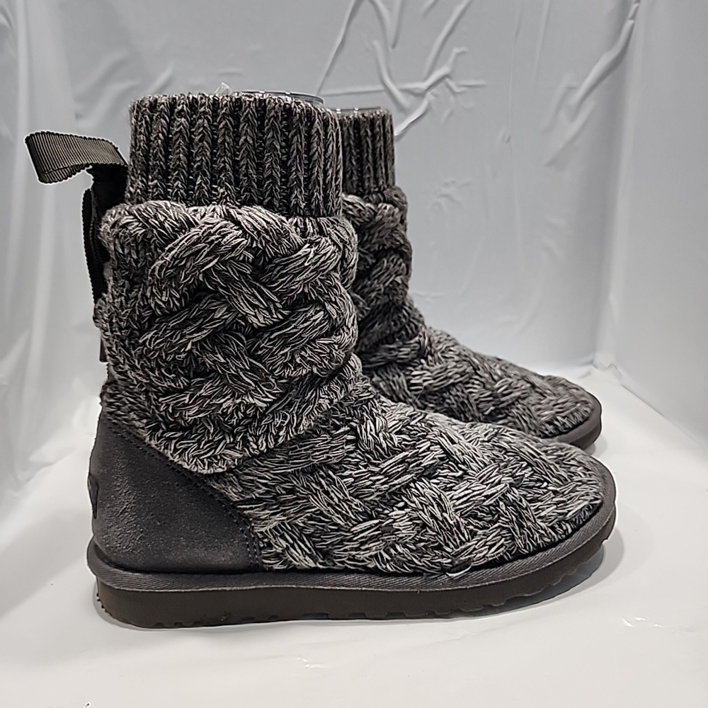 Ugg - image 10